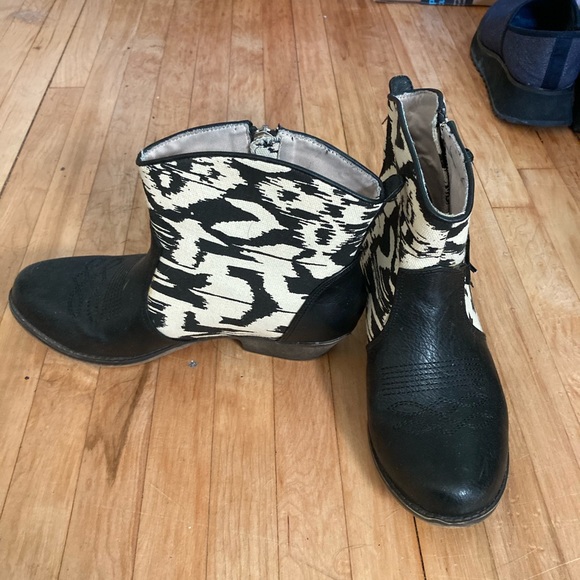 cowboy booties